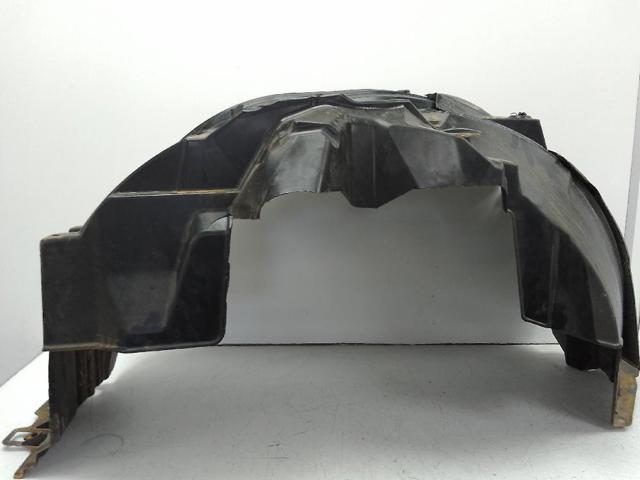 Guardabarros interior derecho, aleta delantera Nissan Navara D40