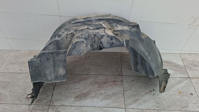 Guardabarros interior derecho, aleta delantera Nissan Navara D40