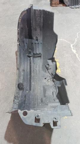 Guardalodos interior izquierdo, guardafango delantero 638413X30A NISSAN