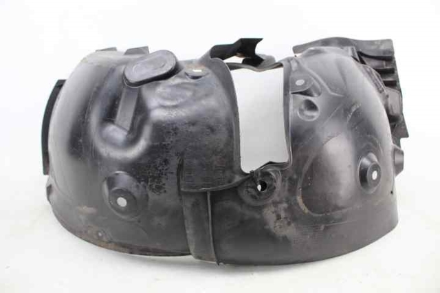 RENAULT 638430101R Paso de rueda delantero izquierdo trasero  en stock Salamanca