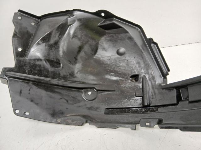 NISSAN 638434EA0A Guardalodos interior izquierdo, guardafango delantero  disponible España