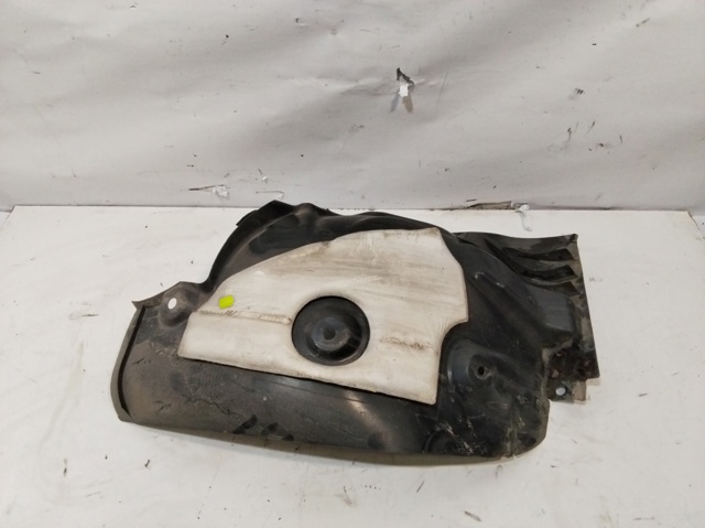 Paso de rueda delantero izquierdo trasero 638437310R RENAULT