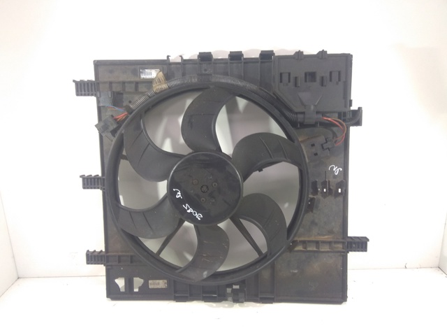 Difusor de radiador, ventilador de refrigeración, condensador del aire acondicionado, completo con motor y rodete 6385004600 Mercedes