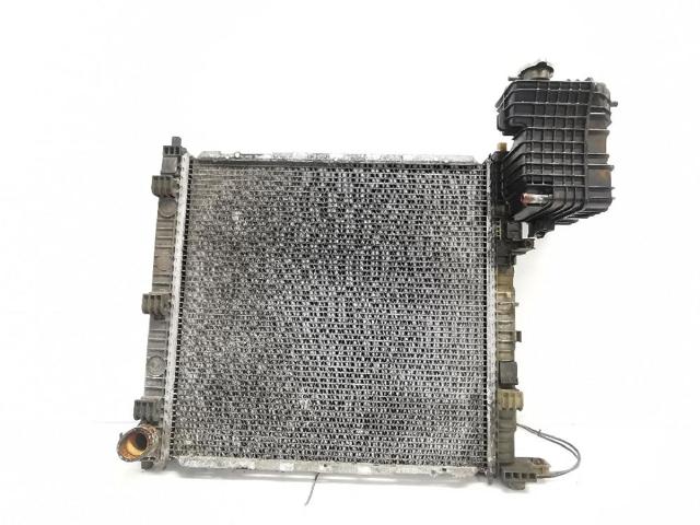 Radiador de água para Mercedes V  (638)