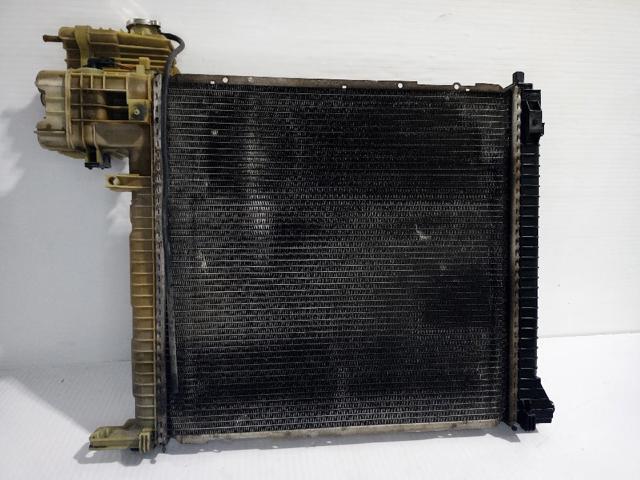 6385012701 MERCEDES Radiador de refrigeración del motor  comprar en Jaén