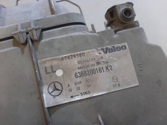 MERCEDES 6388200161 Faro derecho  disponible Lugo