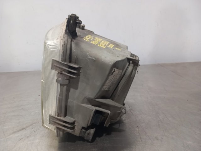 MERCEDES 6388200161 Faro derecho  en stock Valencia