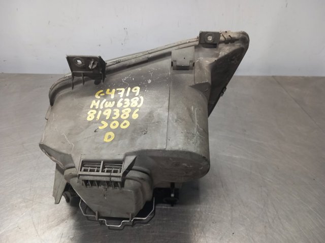 MERCEDES 6388200161 Faro derecho  disponible España