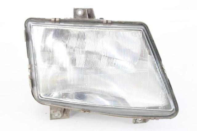 6388200161 MERCEDES Faro derecho  comprar en Oviedo