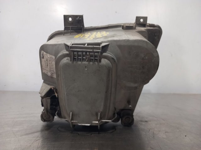 6388200161 Faro derecho  disponible Málaga