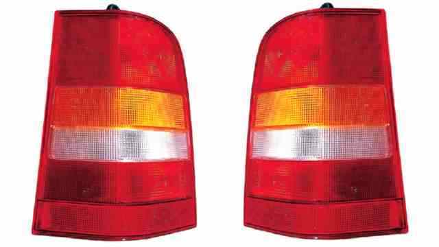 Piloto trasero derecho 6388201764 MERCEDES