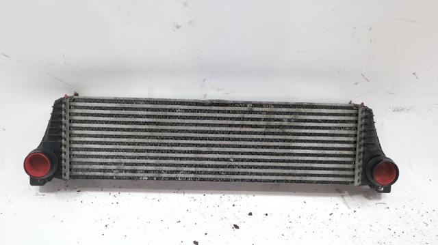 Radiador de aire, intercooler 6395011301 MERCEDES