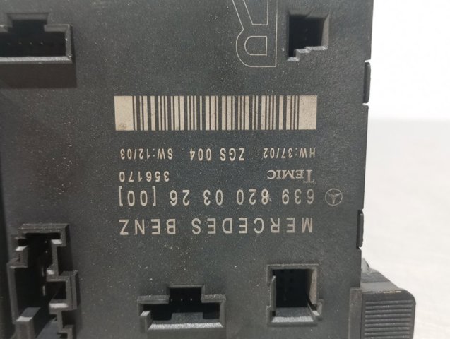 6398200326 MERCEDES Unidad de confort de la puerta delantera comprar Bilbao