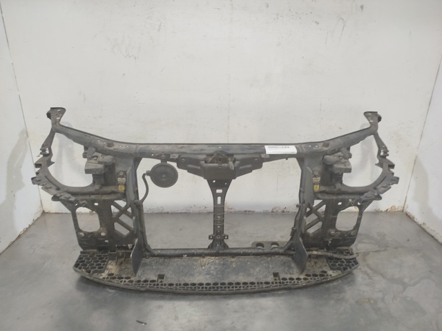 Soporte de radiador completo (panel de montaje para foco) KIA Ceed  (2006-2012)