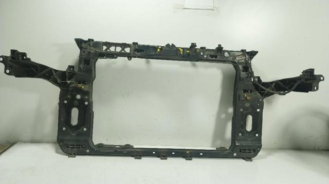 641013U000 Panel de soporte del radiador y montaje de faros  disponible Utrera