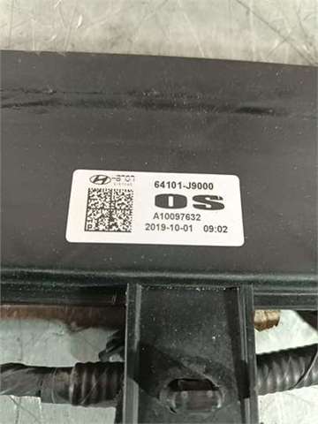 Soporte de radiador  64101J9000 HYUNDAI