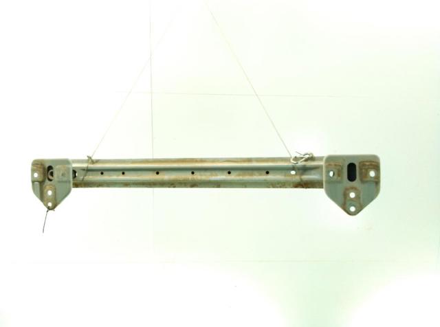 6410B929 MITSUBISHI Refuerzo parachoques trasero  en stock Córdoba