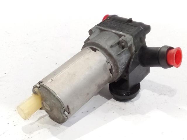 64116928246 BMW Bomba de agua eléctrica auxiliar  en stock Córdoba