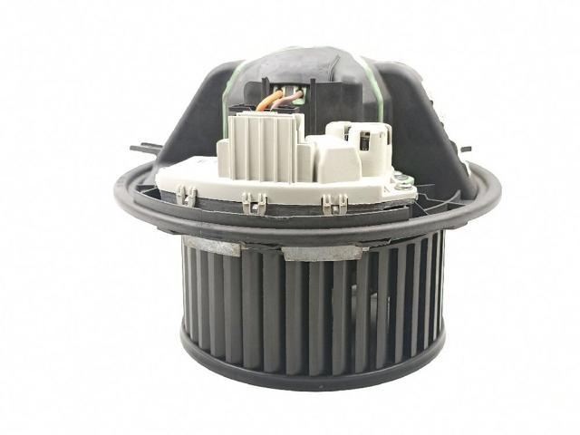 64116933663 Motor del ventilador del calefactor  disponible Utrera