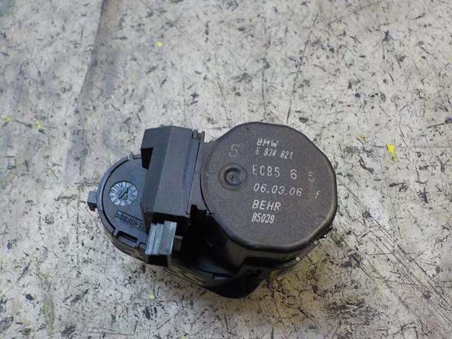 64116934821 BMW