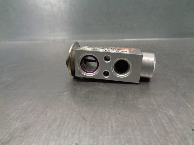 Válvula TRV, aire acondicionado  64116968202 BMW