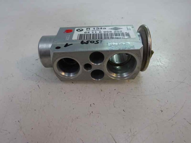 64116968202 BMW