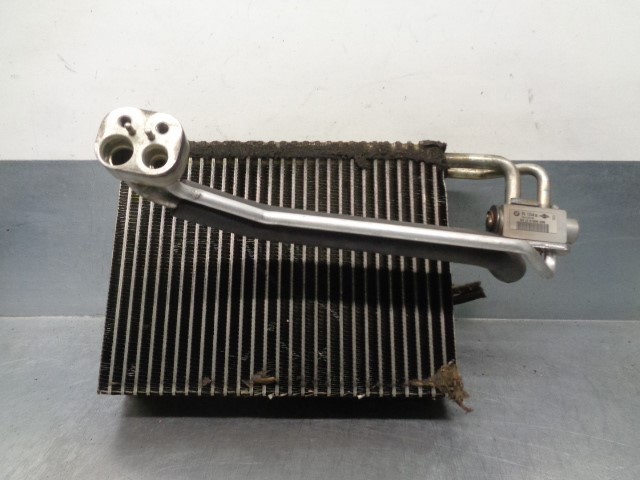 64119134628 BMW