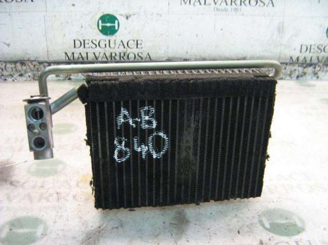 64119135744 Evaporador de aire acondicionado  disponible Utrera