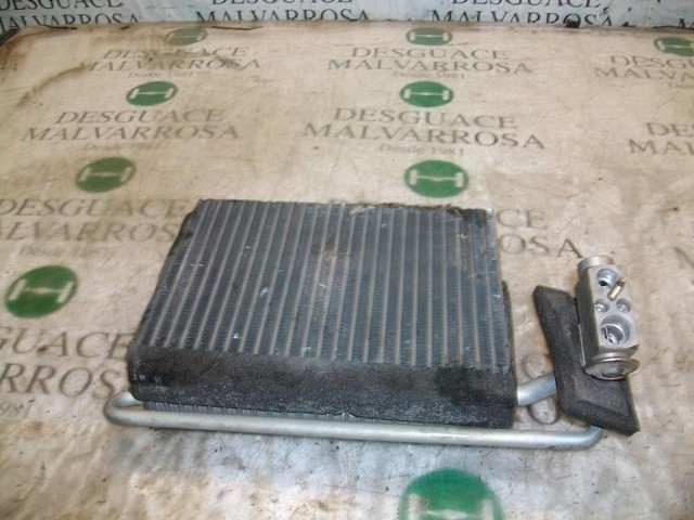 Evaporador, aire acondicionado 64119135744 BMW