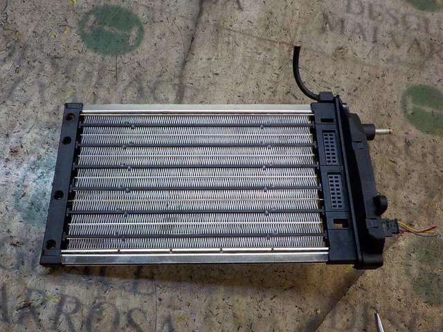 64119175923 BMW
