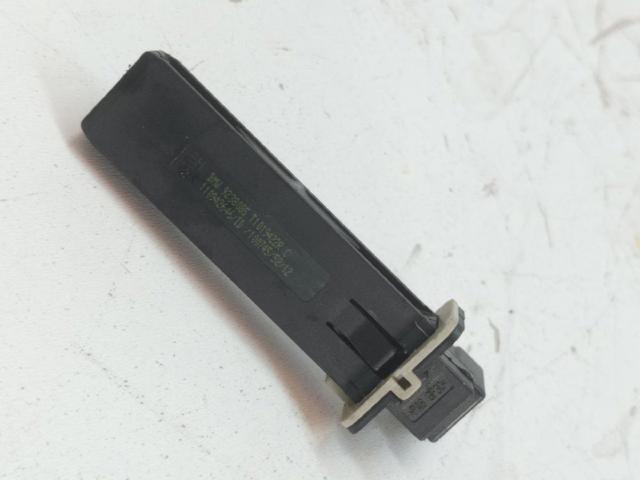 64119238085 BMW