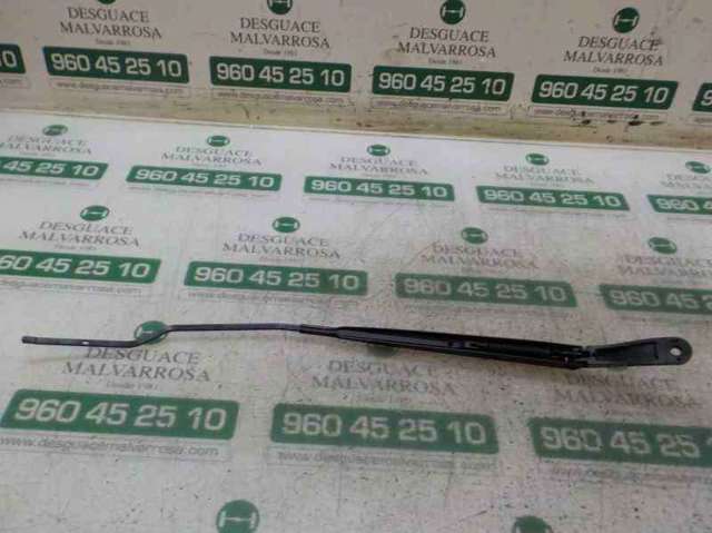 Brazo del limpiaparabrisas lavado de parabrisas Citroen C3 II (2009-2016)