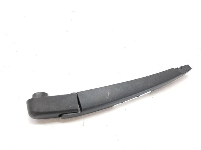 6429HE Brazo del limpiaparabrisas trasero  disponible Burgos