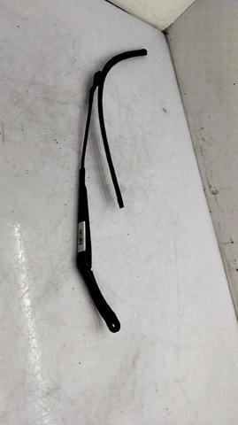 PEUGEOT 6429JE Brazo del limpiaparabrisas  disponible Lugo