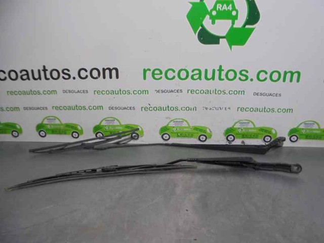 Brazo del limpiaparabrisas, lavado de parabrisas, luna delantera Peugeot 206 2A/C