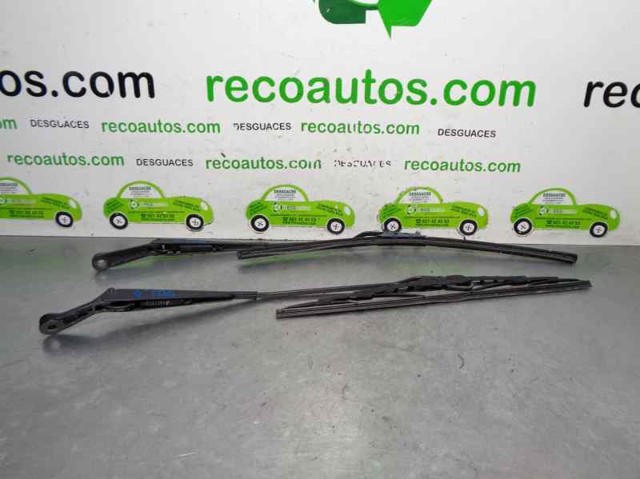 Brazo del limpiaparabrisas, lavado de parabrisas, luna delantera Peugeot 206 2A/C
