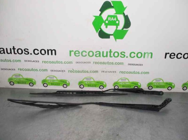 Brazo del limpiaparabrisas, lavado de parabrisas, luna delantera Peugeot 206 2A/C