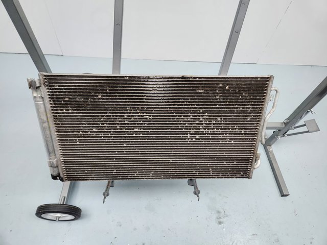 64506804722 Condensador de aire acondicionado  disponible Utrera