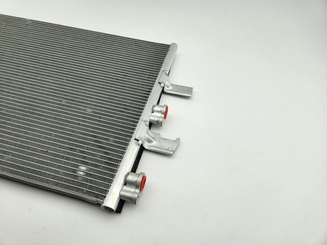 64509271205 Condensador de aire acondicionado  comprar en Zaragoza