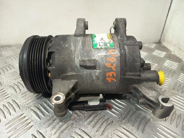 64526918122 BMW Compresor de aire acondicionado  disponible Vigo