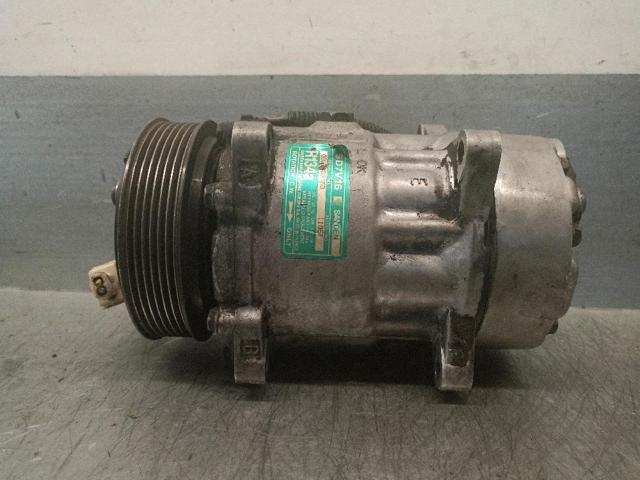 Compresor de aire acondicionado Peugeot 206 2A/C