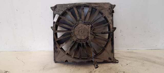 Difusor del radiador del aire acondicionado con ventilador y motor 64548372039 BMW