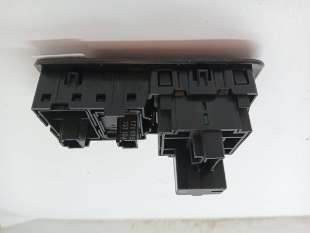 648450001R RENAULT Botón del regulador de altura de faros  disponible Alicante