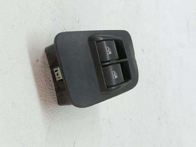 PEUGEOT 6490G8 Interruptor de elevalunas delantera izquierda  en stock Salamanca