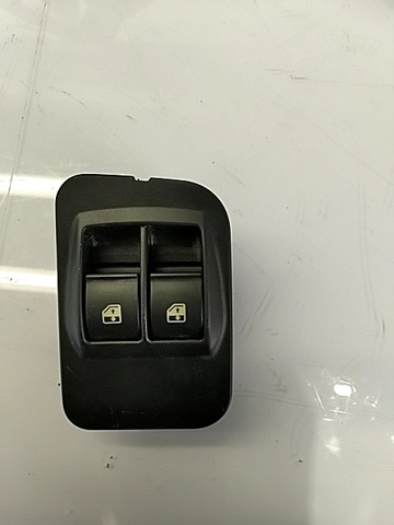 PEUGEOT 6490G8 Interruptor de elevalunas delantera izquierda  en stock Terrassa