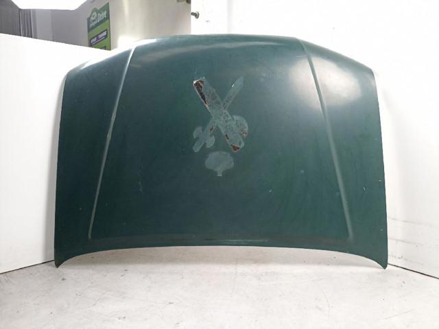 Capó del motor Nissan Navara D40