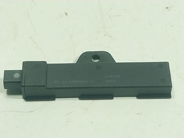 65205A5D3C0 Antena  en stock Sabadell