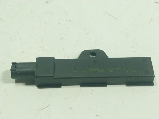 65209220831 BMW