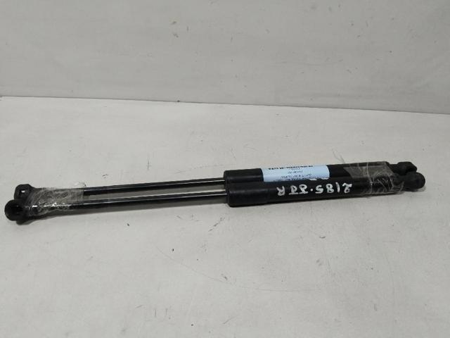 654706489R Amortiguador de capó  en stock Sabadell