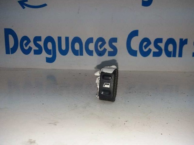 PEUGEOT 6552TA Botón de elevalunas delantero derecho  en stock Terrassa